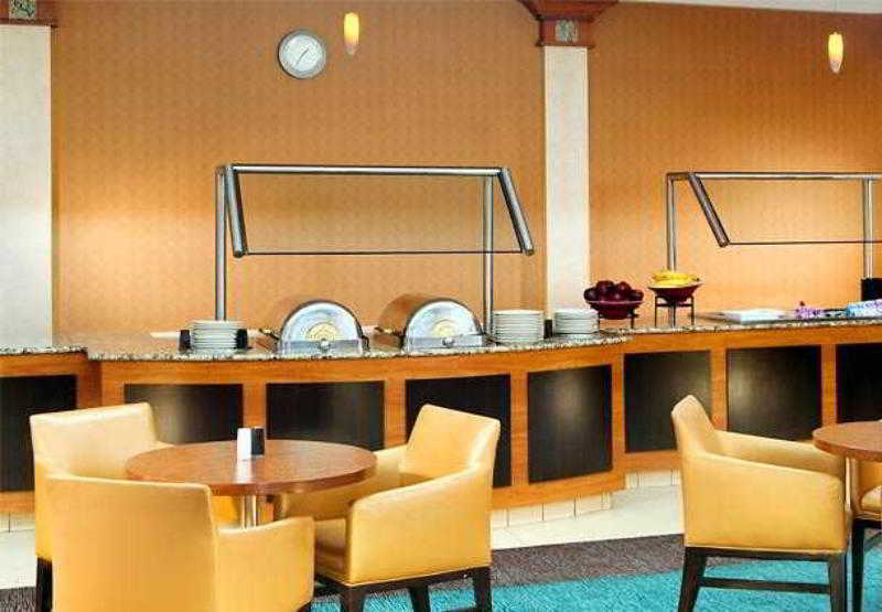 By Marriott Newark Elizabeth/liberty International Airport 3* Elizabeth